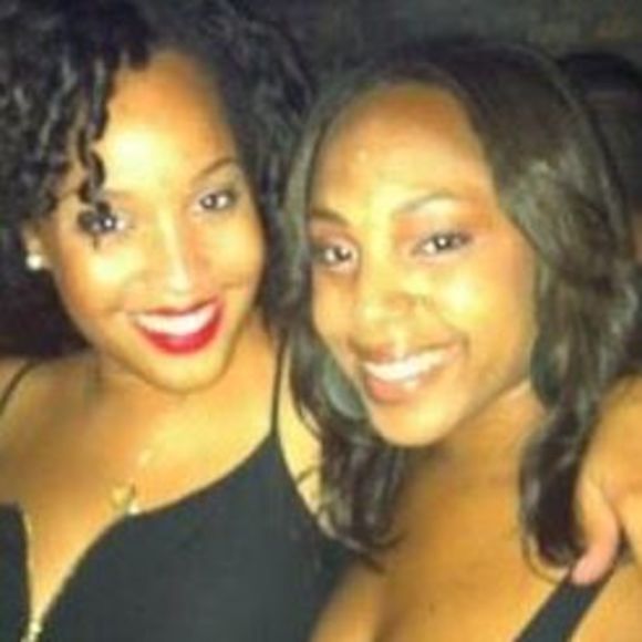 Meet your Posher, Noelle - Picture 1 of 1